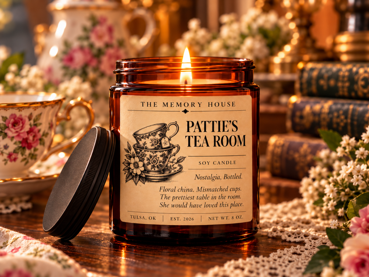 Pattie's Tea Room Candle